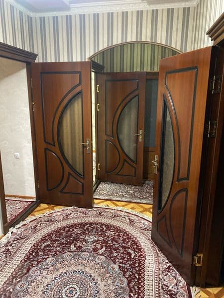 Квартира 4 комнатная с ремонтом удвоенный зал 100 квадрат 1 