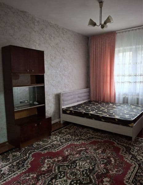 Ахмад Югнакий<br />
Ттз<br />
1х2 хона<br />
3 этаж<br />
42