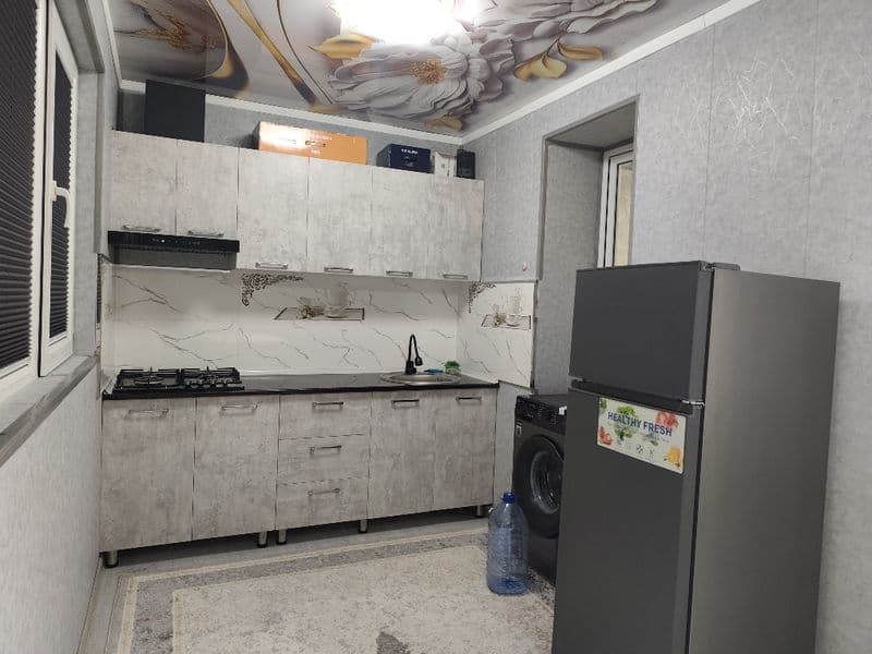 Oilaga va qizlarga ijaraga beriladi.<br />
Chilanzor 26 kvar