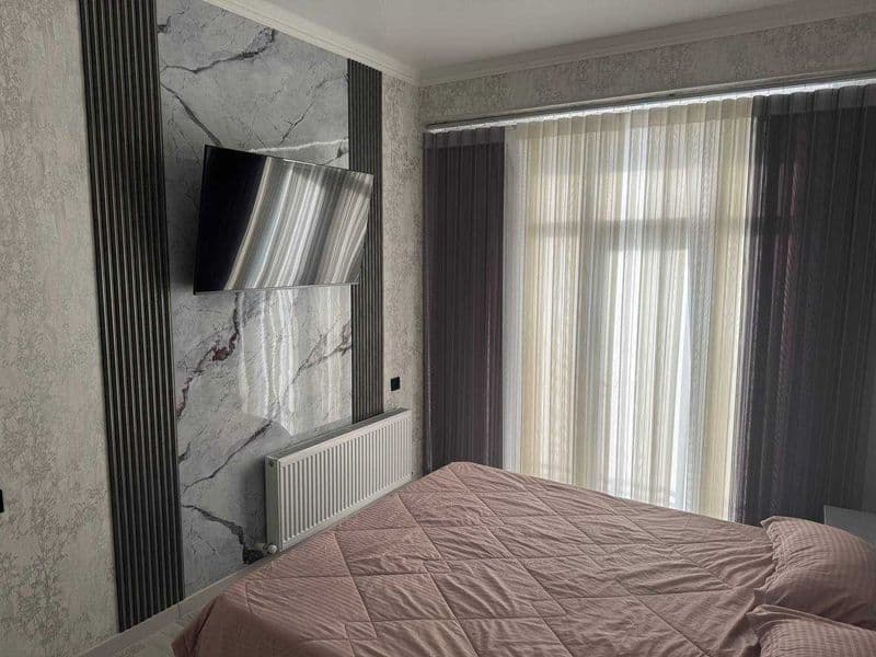 Сдаётся 1-комнатная квартира в современном доме, район Юнуса — фото 2