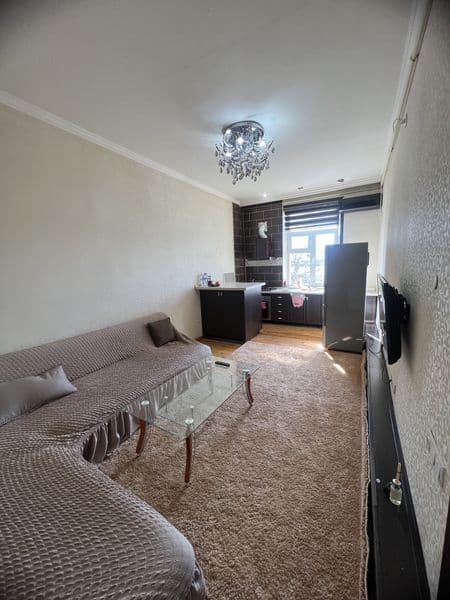 Сталинка,высокопотолочка<br />
В квартире всё есть<br />
Дво