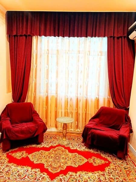 Квартира после ремонта, идеально чистая. Мебель, ковры, быто