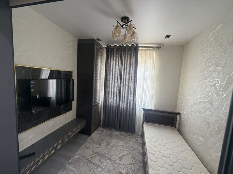 Uchtepa Rezident<br />
2 xona <br />
Yevro remont<br />
Mebe — фото 3