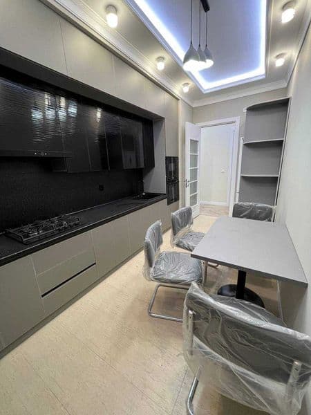 Сдаётся  квартира на новостройке ЖК Алмазар Сити никто не жи