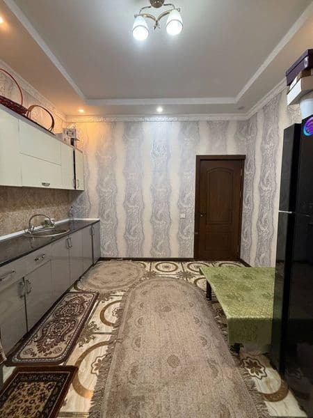 Бектемир Водникда <br />
2 хона 4 этаж 450$<br />
Барча жихо