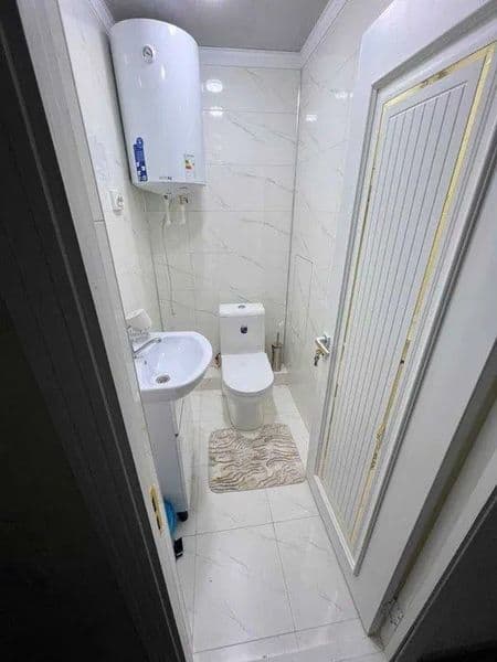 Yakksaroyda ijaraga beriladi 2 xonali etajda ayraportga yaqn — фото 2