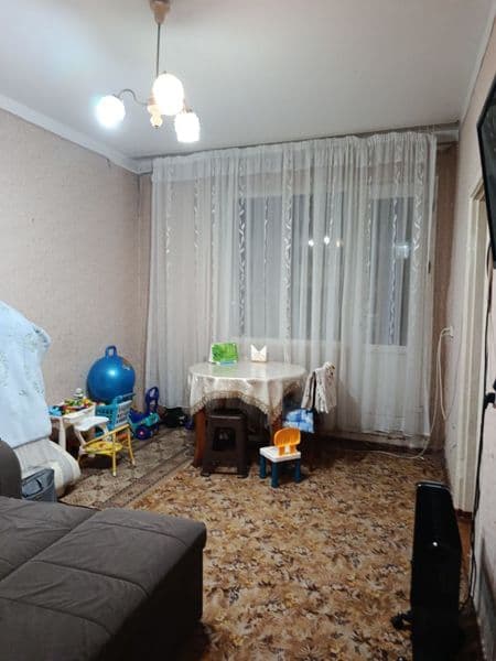 24-kvartal <br />
350$<br />
1-xona<br />
йош оилага берилад