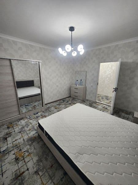 Сдаётся квартира <br />
Янгихает <br />
3-х ком квартира <br