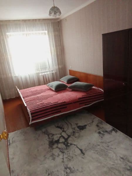 Arenda srochna 2 hona 3 etaj.  Chilonzor 5 <br />
Novza metr