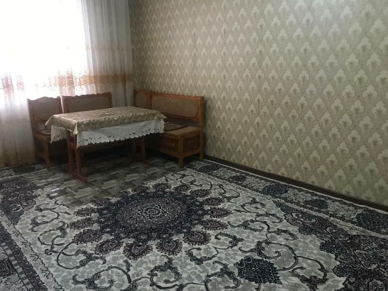 Аренда коракамиш 2.хонали оилага берилади расмдаги уй ремонт