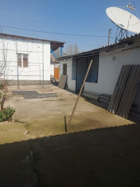 Квартира-дом 6соток<br />
10км от куйлюка<br />
5км от фудси