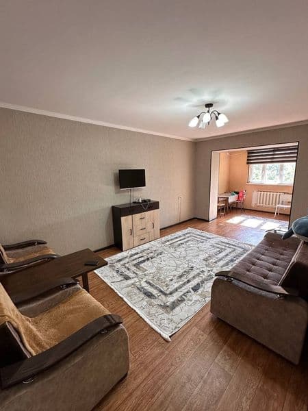 Сдаётся в аренду на Ц-1 <br />
3х комнатная <br />
4й этаж <