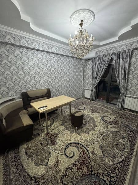 Район - Алмазарский<br />
Ориентир - Близко к метро<br />
Ко