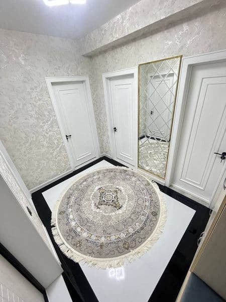 Чистая квартира с новым рэмонтим фсе условий есть хорошая ла