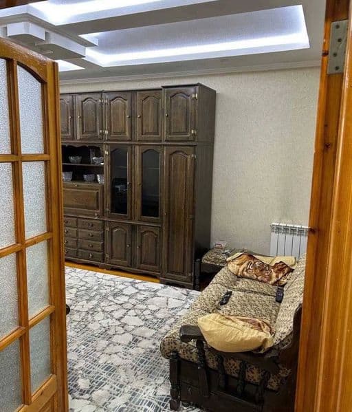 Mirobod Oybek metrosi yaqinida 2 xonali kvartira bor <br />
 — фото 4