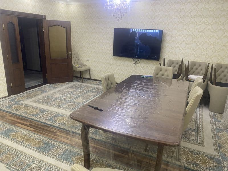 Сдам 3 комнатную  чистую, очень  уютную квартиру с новой меб