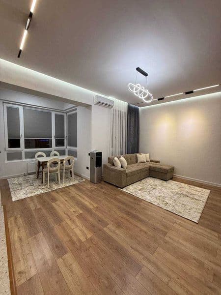 Район: Юнусабад<br />
ЖК: Yunusabad Residence<br />
Этаж: 8 