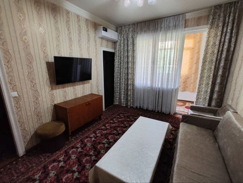 Chilonzor 3 kvartalda 2 xona razdelniy uy oilaga uzoq muddat