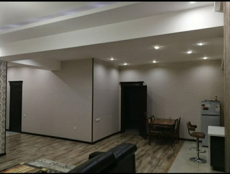 Сдаётся 2хкомнатная евро квартира новостройка 100м <br />
<b — фото 2