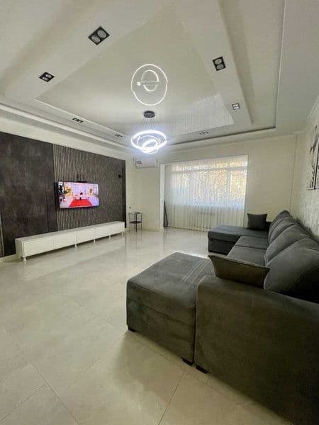 К вашему вниманию рады представить 3 комнатную квартиру на 3 — фото 3