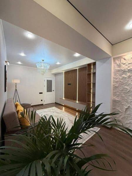 1 комнатная квартира на 3 этаже,<br />
В квартире есть все н