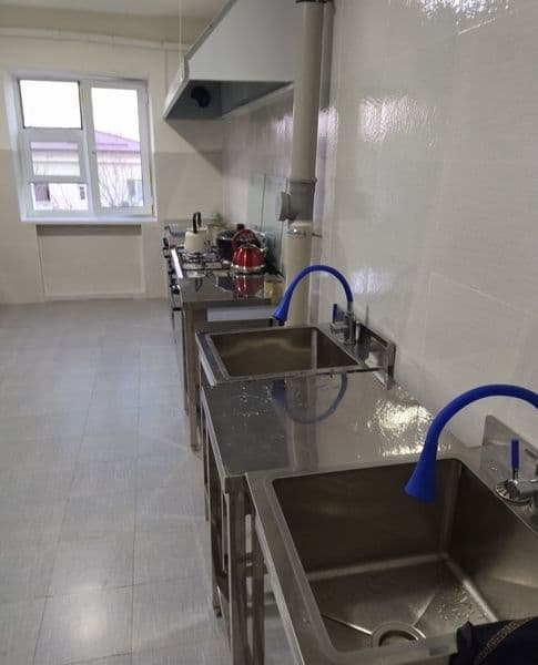 Bezmakler  40 let  metroni o'zida 50 metr metrogacha <br />
 — фото 4