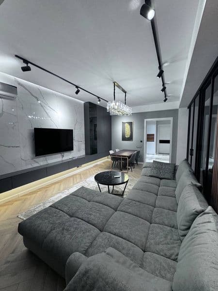 Элитный апартамент<br />
Район: Шайхантахур <br />
3/6/8<br 