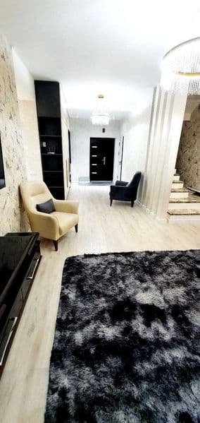 Сдаётся  Квартира в новостройке с мансардой!<br />
Ориентир 