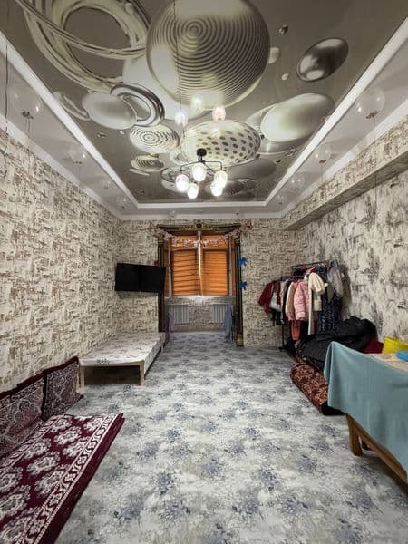 Янги Хаёт спутник 8 метро-5 б<br />
2 хона 70м 3 этаж новост