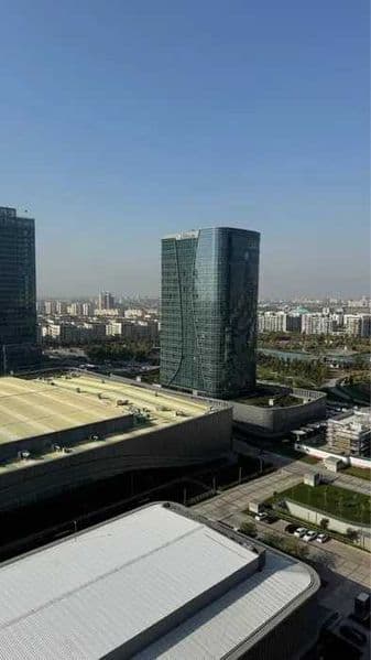 Сдаётся квартира на ЖК Nest One‼️<br />
Ориентир - Ташкент с