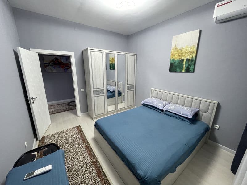 2-Комнатная с новым ремонтом.  Семейным с детьми (желательно — фото 2