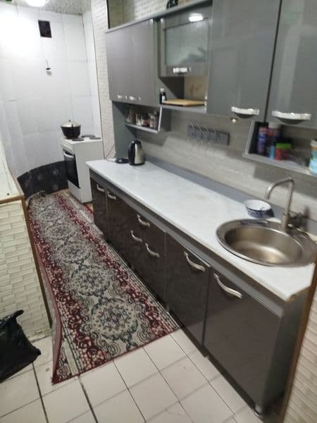 Kvartira bollar bilan turishga sheriklikka yashash uchun ham