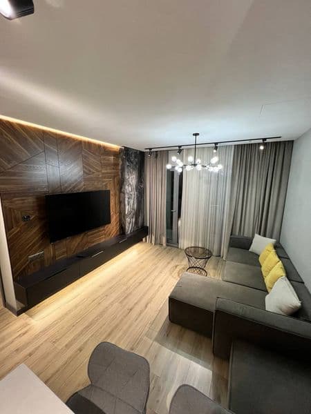 2/7/10 65м2 <br />
Для подробной информации звонить по указа