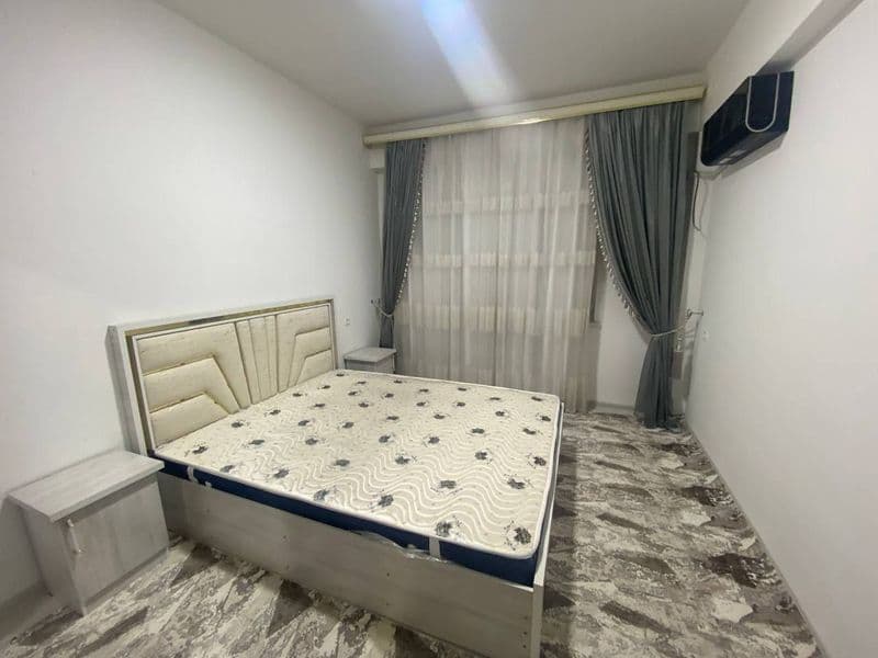 Сдается квартира иностранцам или молодой семье<br />
• Район