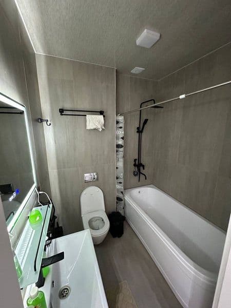 В квартире есть: Интернет, Холодильник, Телевизор, Кондицион