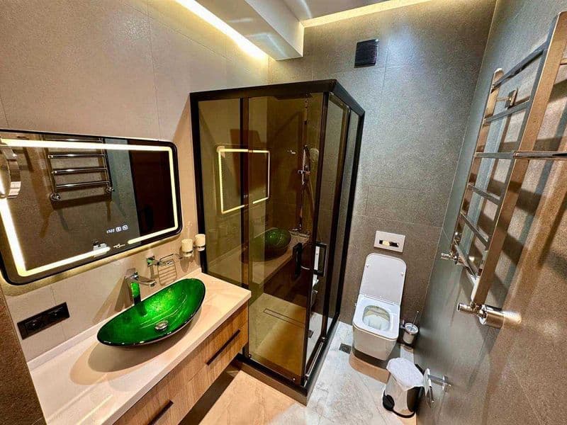 Сдаётся квартира с красивым ремонтом<br />
<br />
• Район: Ю — фото 4