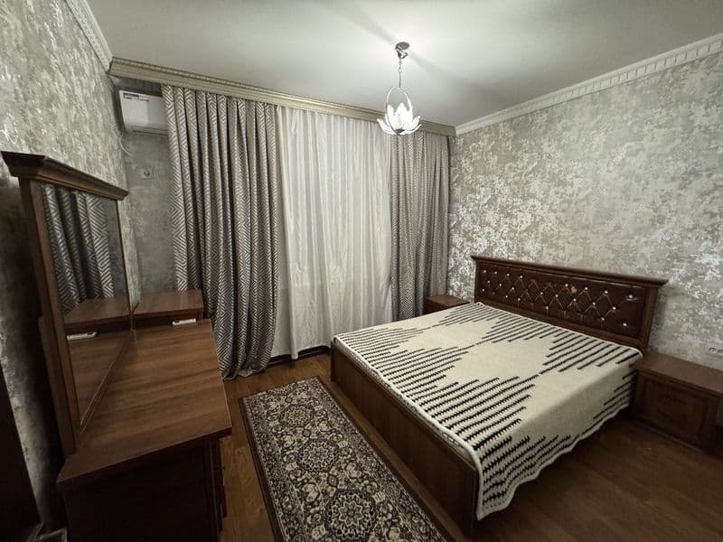 Сдаётся 4х комнатная квартира <br />
Мирабадский район <br / — фото 2