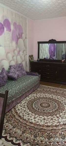 Чиланзар 20 квартал<br />
1/2/4<br />
Чистая, уютная квартир