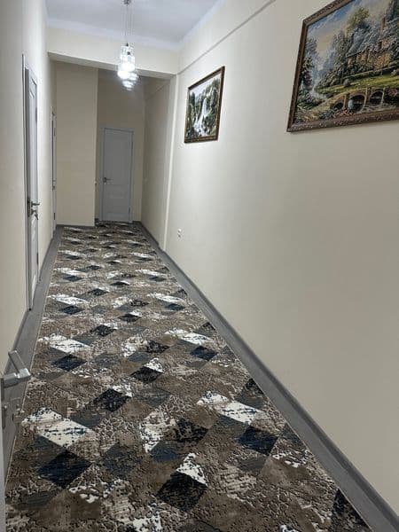 сдается 2/7/7 82кв.м 2-х комнатная. своя чистая со всеми удо