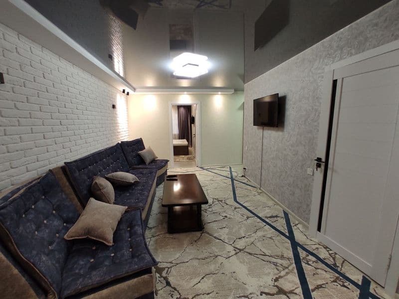 Сдаетсятна долгий срок в центре 2х комнатная со всеми удобст — фото 5