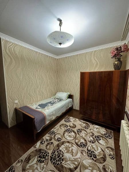 Центр города, возле Алайского базара сдается 3 комнатная ква — фото 3