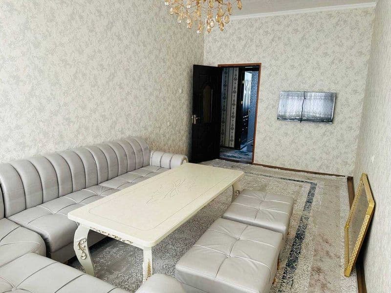 3-хона<br />
Депозит 500$<br />
Хамма шароит бор<br />
Факат