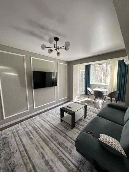 Район: Юнусабадский<br />
Адрес: Ц-5<br />
<br />
Комнат: 2<