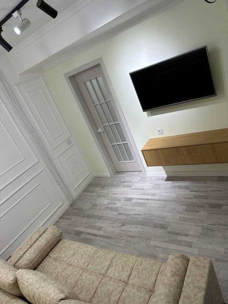 Аренда квартира ц5, только иностранцам, вдоль дороги, 2 комн