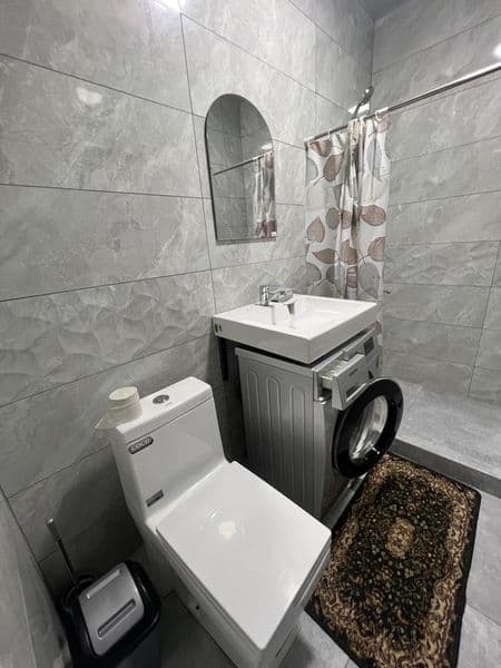 Янги қурилган 1-хонали уйимни ижарага бераман, барча шароитл