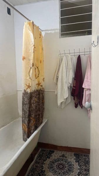 Chilonzor 24 kv da joylashgan<br />
3 ta qiz olamiz<br />
Uy — фото 5