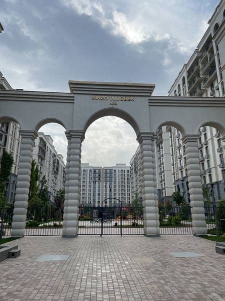 Сдается квартира своя новая эвроремонт 42 кв.м на элитном жи