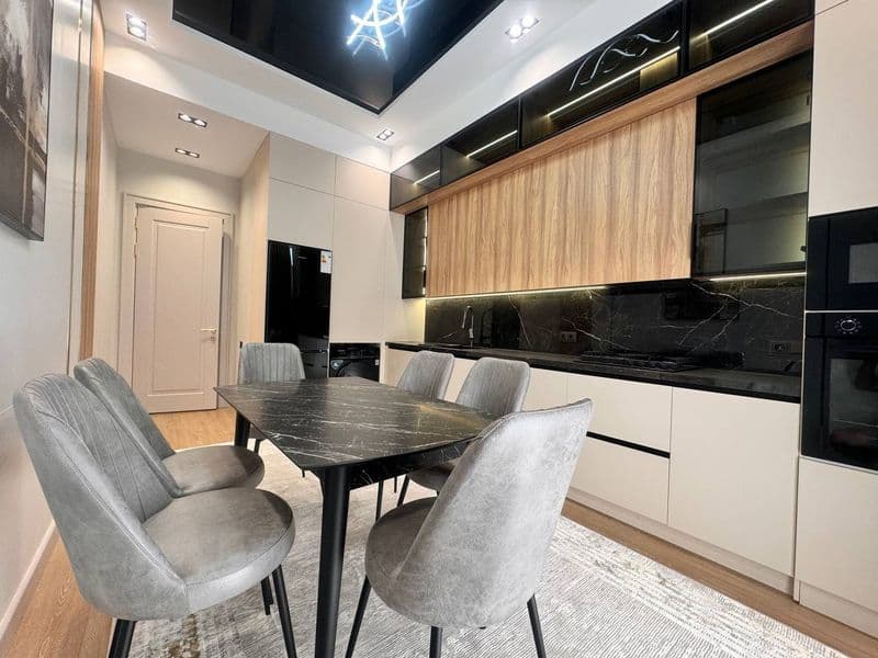 НОВОСТРОЙКА 4/3/10<br />
Закрытый охран.двор <br />
<br />
П — фото 4