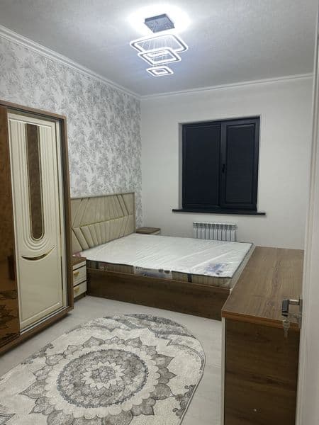 Урикзор бозори олдида новостройка арендага берилади 3 хона 8