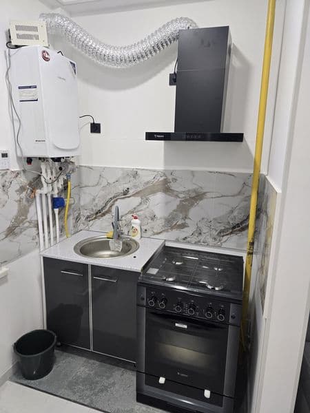 Квартиру новая, чистая все новое как на фотке. Все как есть